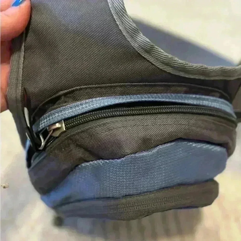 ROOTS crossbody bag
